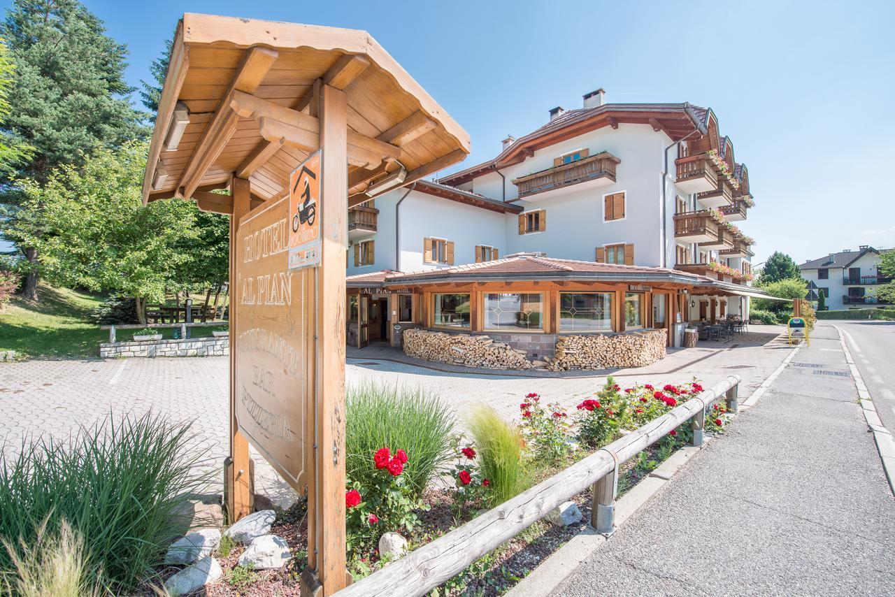 Al Pian Garni Hotel - B&B & Pizza Vattaro Екстериор снимка